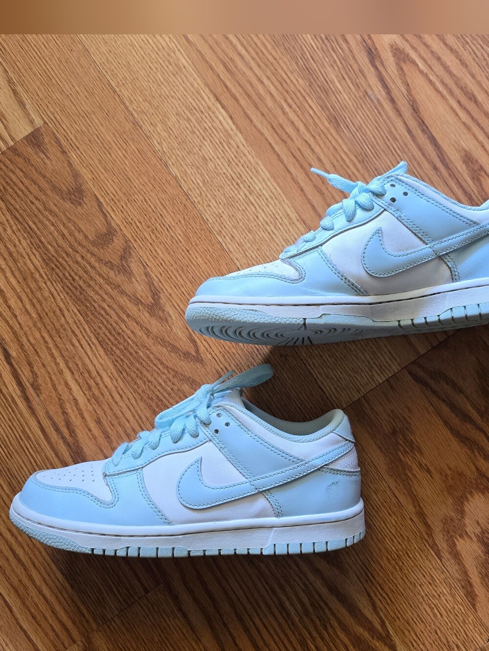 Dunk Low Big Kids Size 5 White And Light Blue Sneakers - Picture 4 of 5